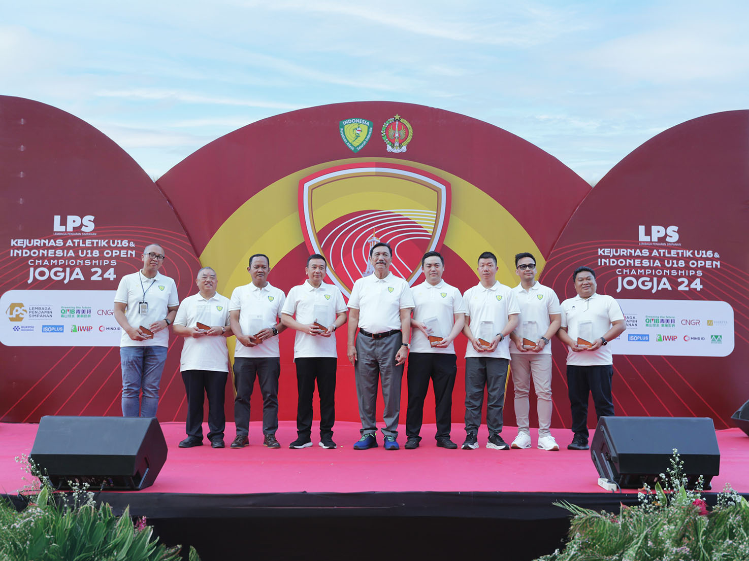 LPS Kejurnas Atletik U16 & Indonesia U18 Open Championships 2024 Resmi Dibuka di Yogyakarta